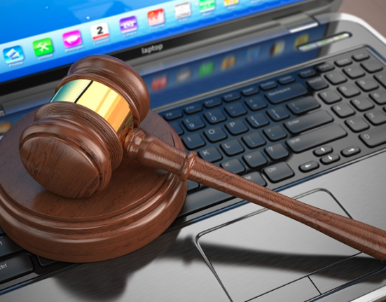 e-ticaret-sitenizde-bulundurmaniz-gereken-hukuksal-metinler